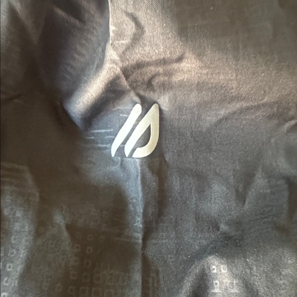 Eddie Bauer Motion windbreaker jacket - Picture 6 of 6